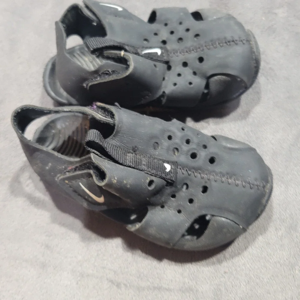 Nike Sunray Protect 2 TD Toddler Sandals Black‎ Water Shoes 943827-001 Size 4C